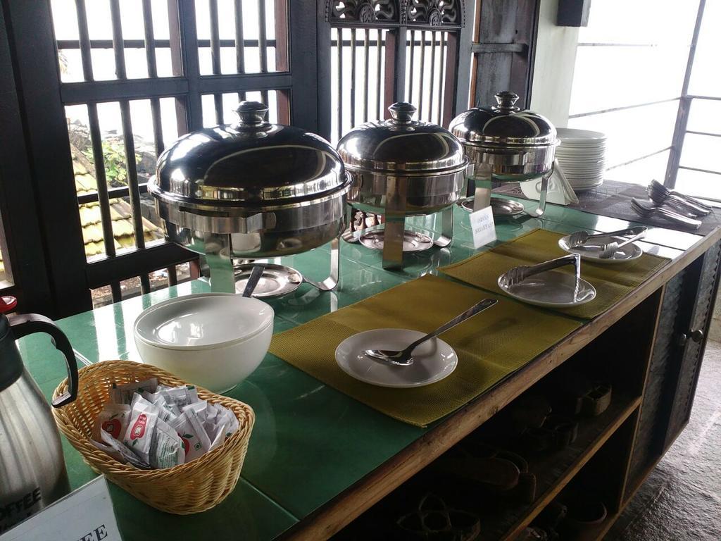 36 팜스 부티크 리트리트 호텔 체라이 비치 외부 사진